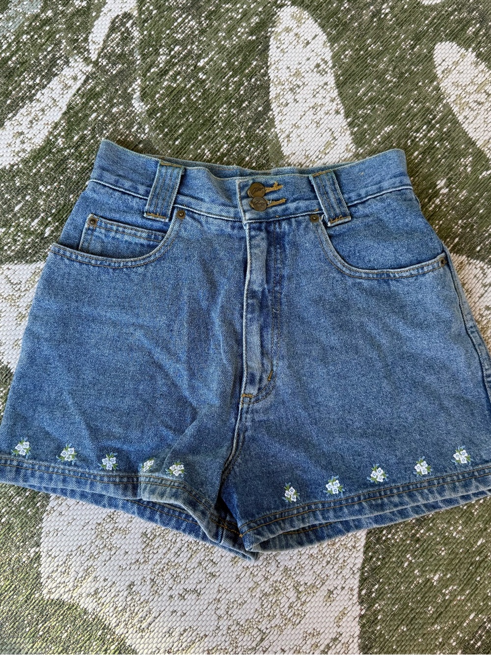 High-Waist Blue Denim Shorts with Floral Embroidery